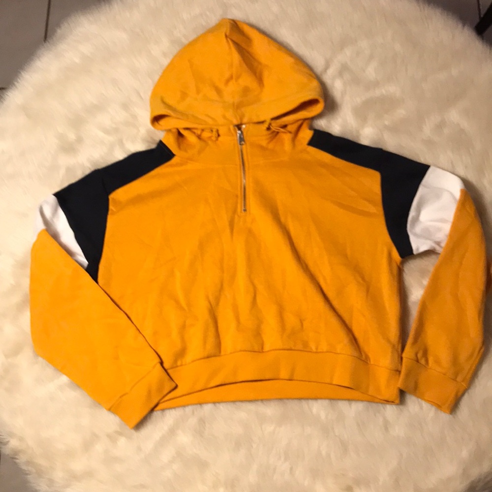 Love tree crop hoodie